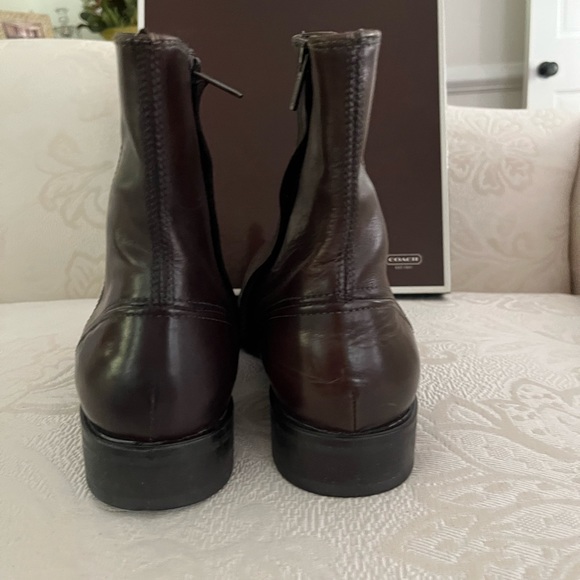 Coach brown leather Sawyer calf boots – very gently loved. Great style! - Picture 7 of 11